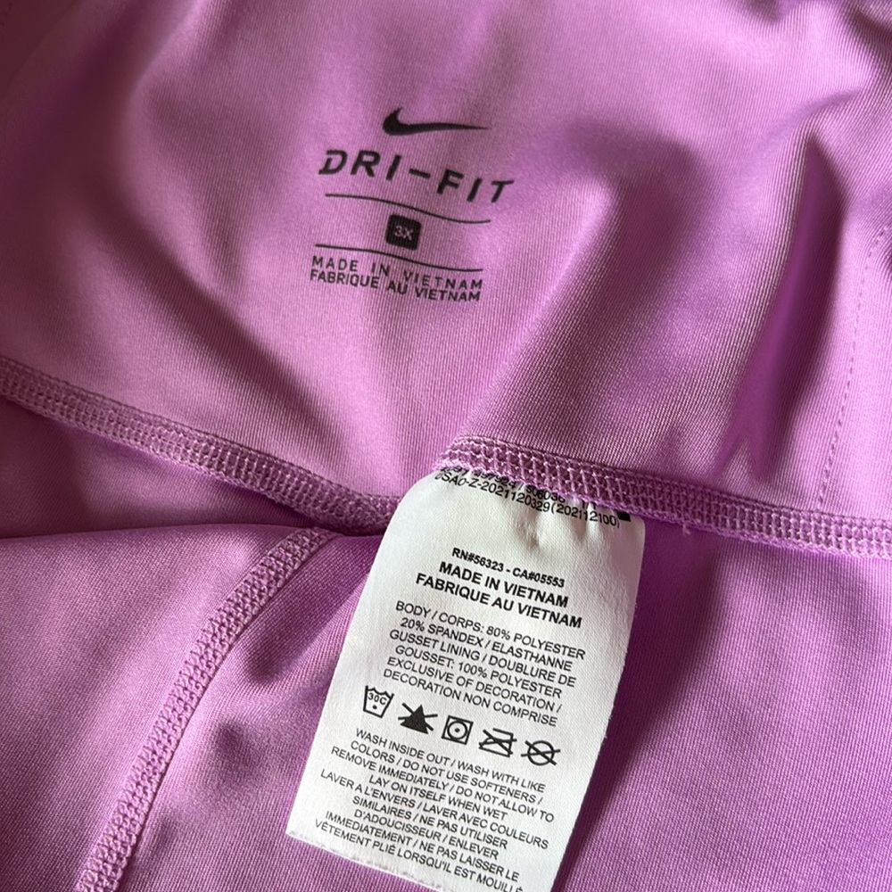 Never worn Nike leggins